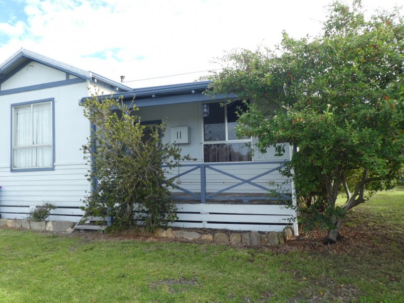 11 Eaton Avenue, Mount Barker WA 6324