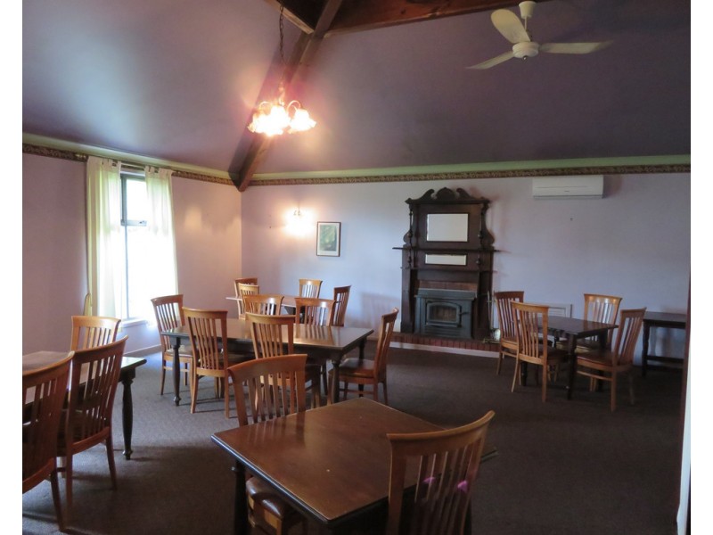 34 Albany Highway, Mount Barker WA 6324