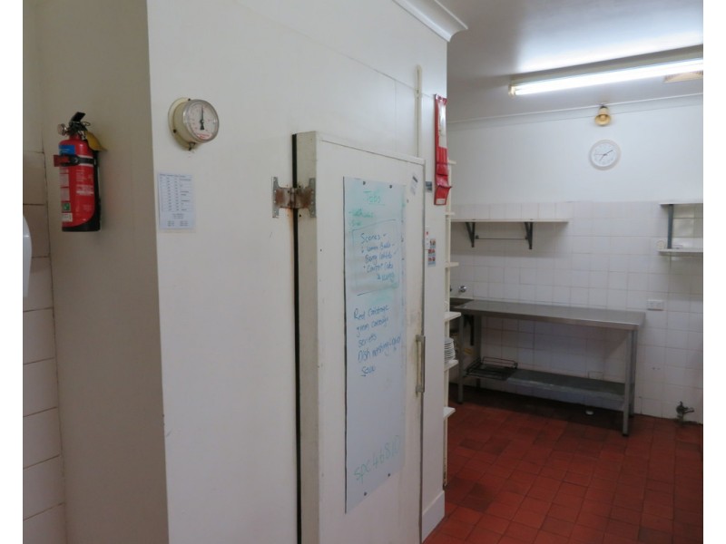 34 Albany Highway, Mount Barker WA 6324