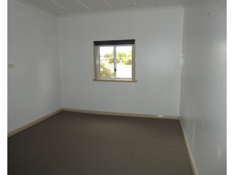 34 Deane Street, Mount Barker WA 6324