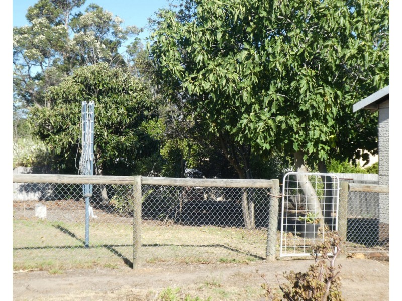 34 Deane Street, Mount Barker WA 6324