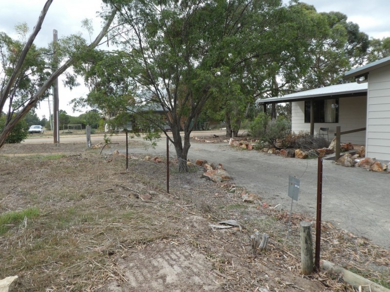 106 Fourth Avenue, Kendenup WA 6323