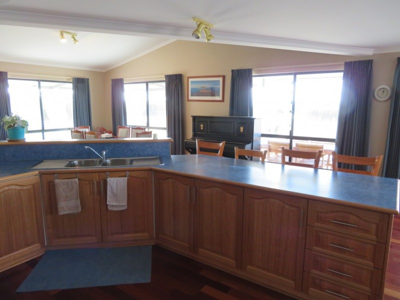 114 Forster Road, Kendenup WA 6323