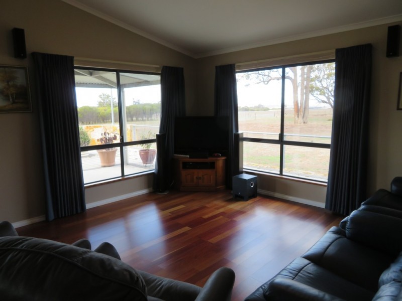 114 Forster Road, Kendenup WA 6323