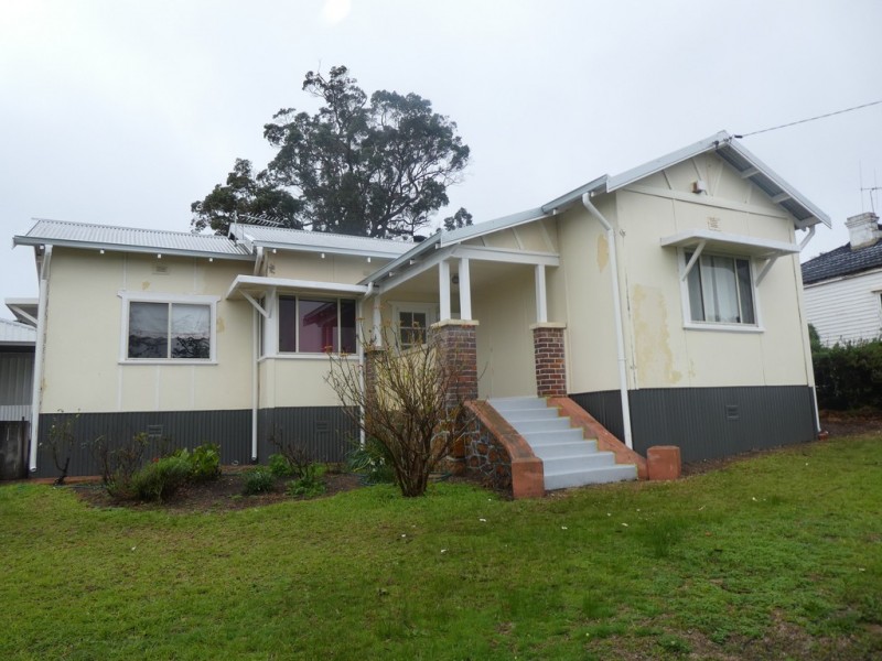 20 Hassell Street, Mount Barker WA 6324