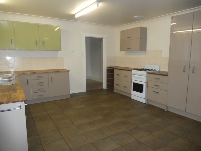 20 Hassell Street, Mount Barker WA 6324