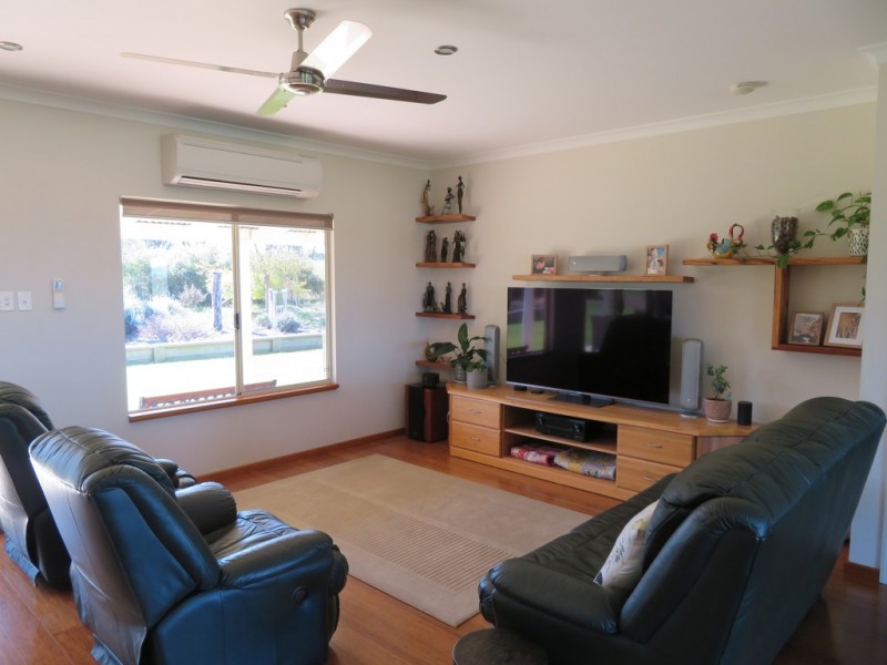 61 Harding Road, Kendenup WA 6323