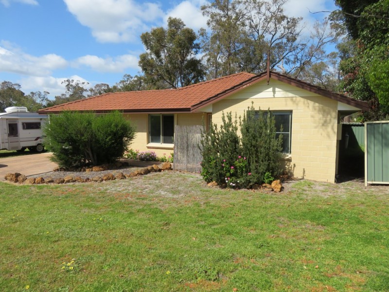 24 Booth Street, Mount Barker WA 6324