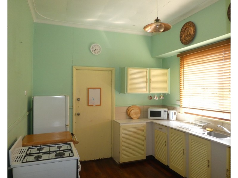 1 Ingoldby Street, Mount Barker WA 6324