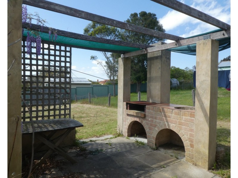 1 Ingoldby Street, Mount Barker WA 6324