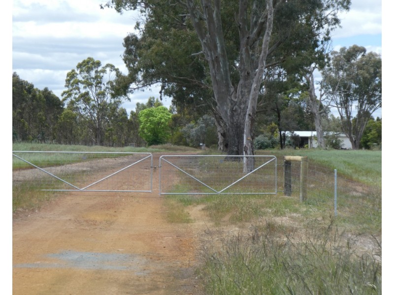 976 Boyup Road, Mount Barker WA 6324