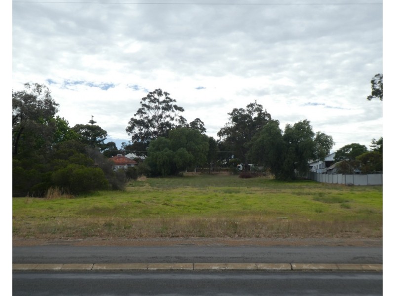 52 Albany Hwy, Mount Barker WA 6324