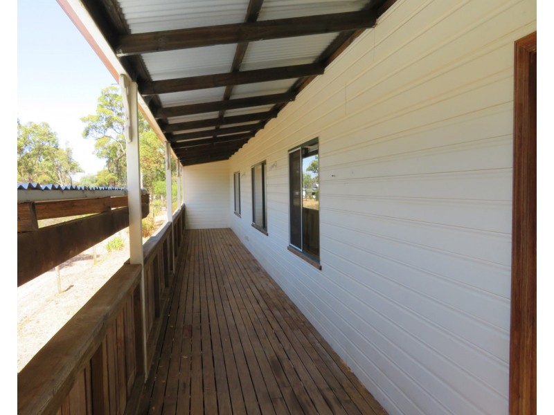 48 Second Avenue, Kendenup WA 6323