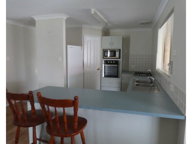 14 Deane Street, Mount Barker WA 6324