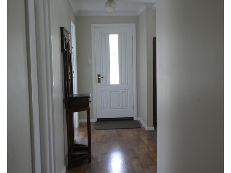 14 Deane Street, Mount Barker WA 6324