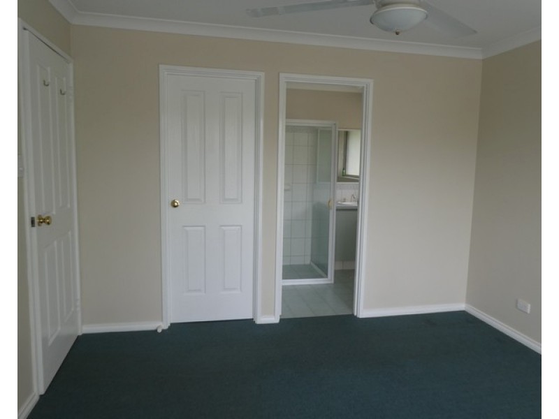 14 Deane Street, Mount Barker WA 6324