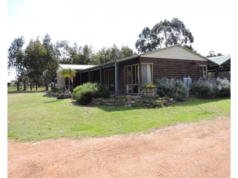 23 Austin street, Kendenup WA 6323