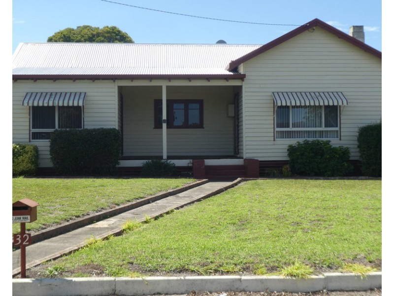 32 Deane Street, Mount Barker WA 6324