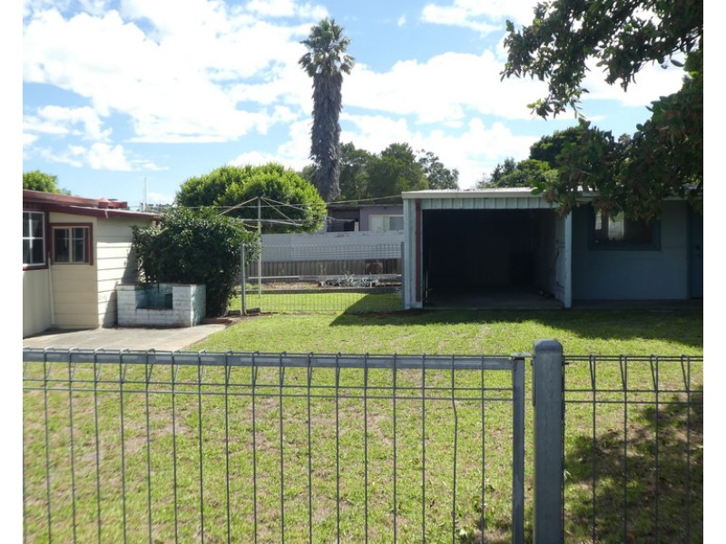 32 Deane Street, Mount Barker WA 6324