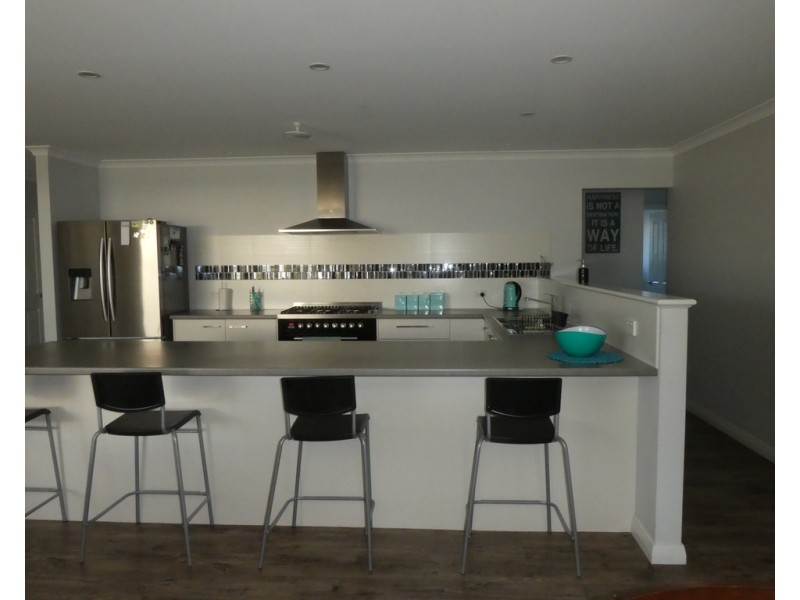 8 Donnelly Peak View, Mount Barker WA 6324