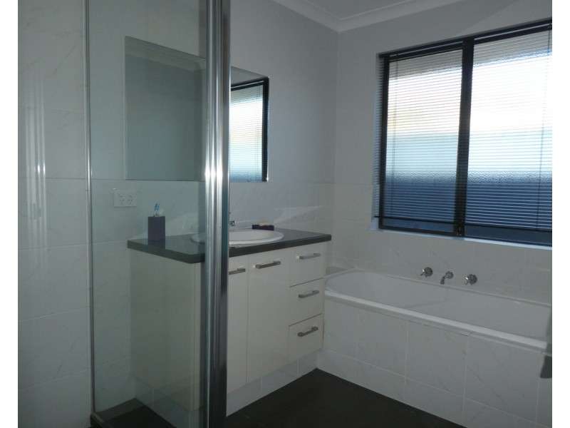 8 Donnelly Peak View, Mount Barker WA 6324