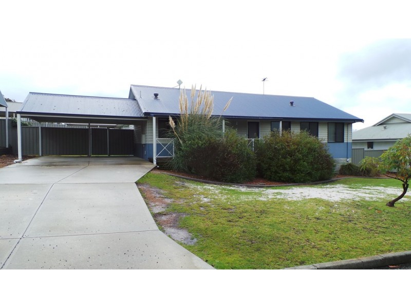 27 (Lot 13) Montem Street, Mount Barker WA 6324