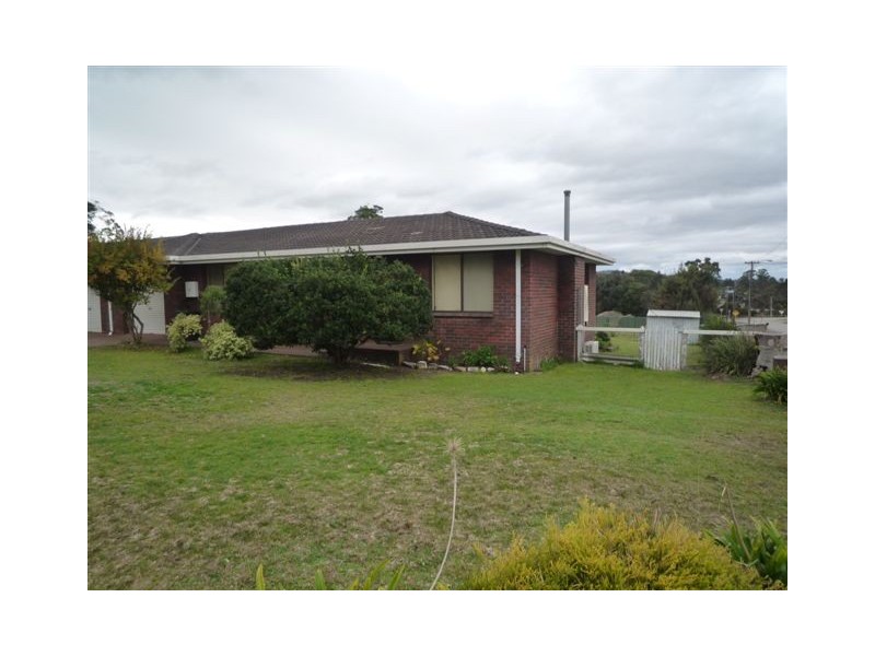 16 Mount Barker Road, Mount Barker WA 6324