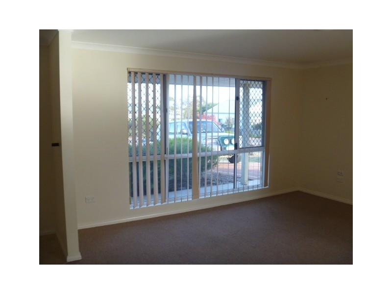 4 Deane Street, Mount Barker WA 6324