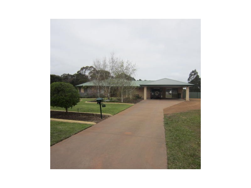 16 Athelton Street, Mount Barker WA 6324