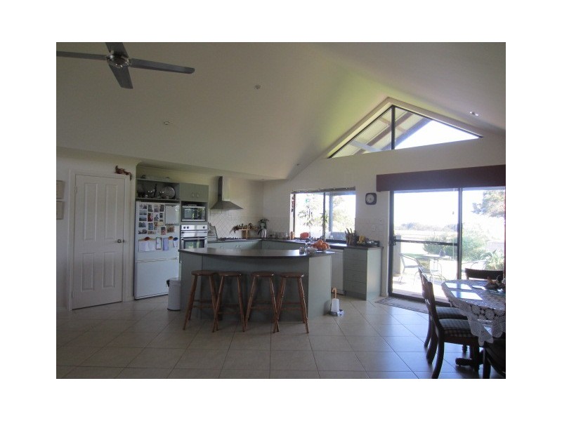 212 Warburton Road, Mount Barker WA 6324