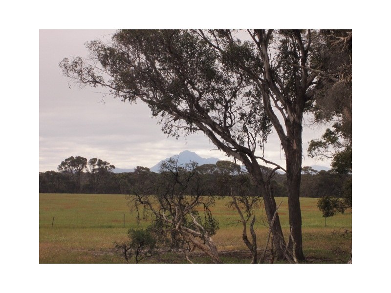 Lot 53 Surrey Downs Road, Porongurup WA 6324
