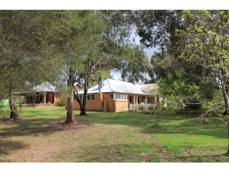 20 Mitchell Street, Mount Barker WA 6324