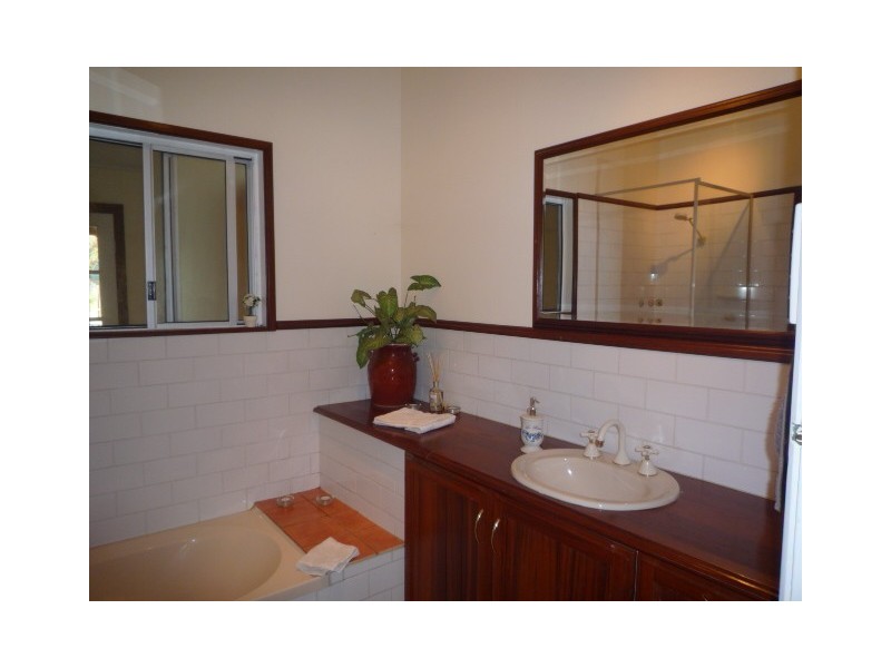 35 Oatlands Road, Mount Barker WA 6324