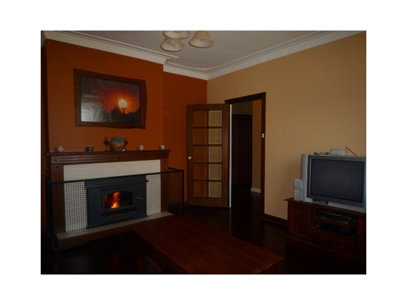 35 Oatlands Road, Mount Barker WA 6324