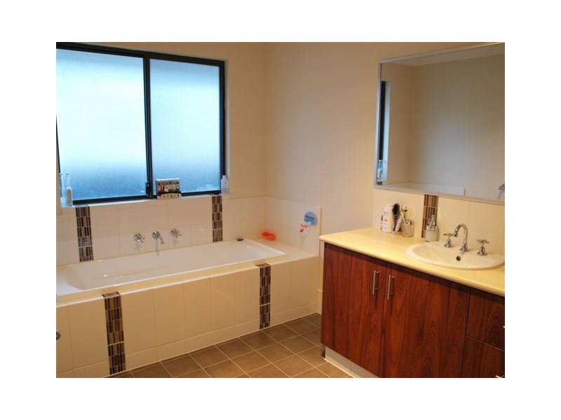 42 Webster Street, Mount Barker WA 6324