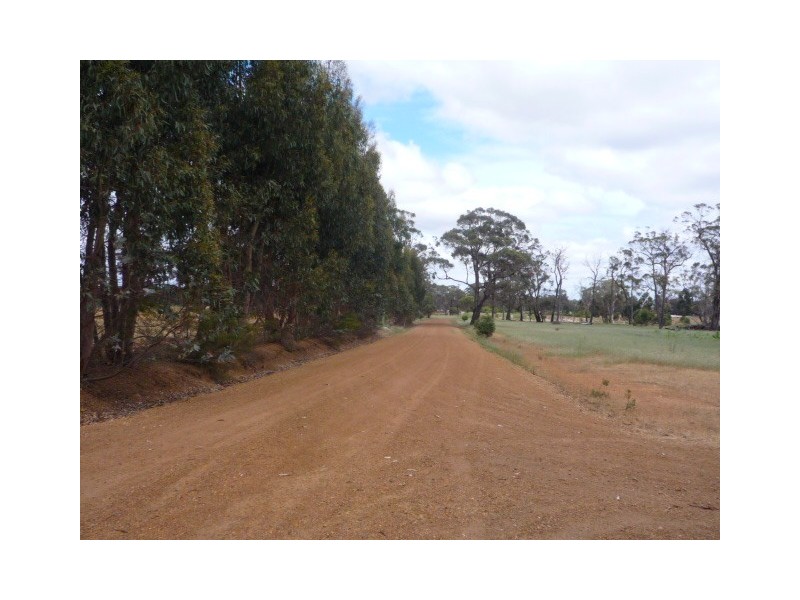 30728 Albany Highway, Kendenup WA 6323