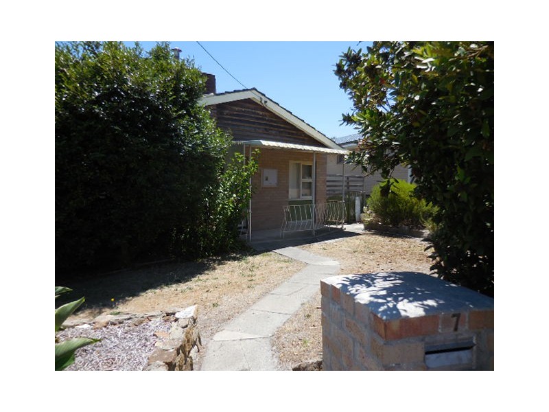 7 Nunarrup Street, Mount Barker WA 6324