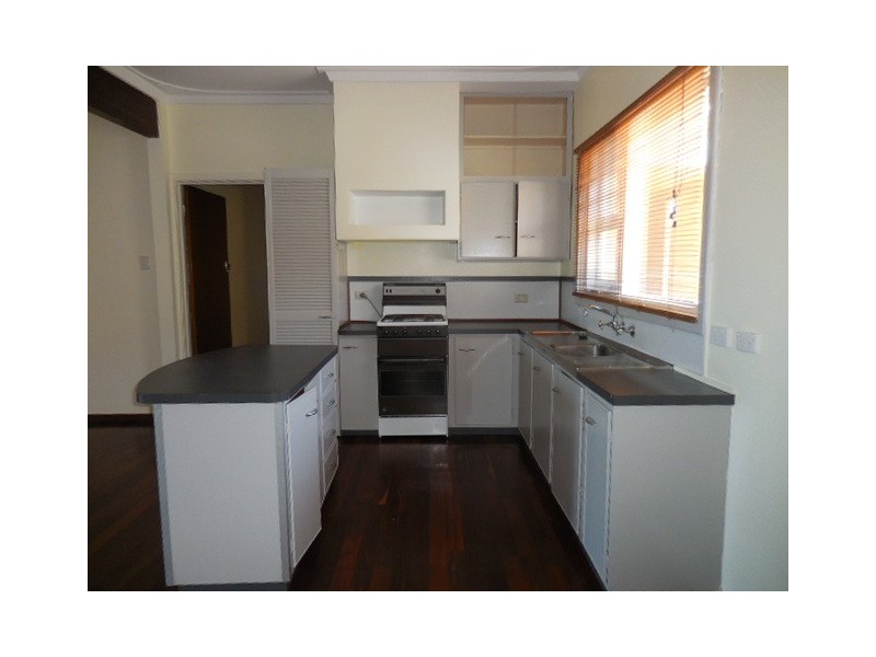 7 Nunarrup Street, Mount Barker WA 6324