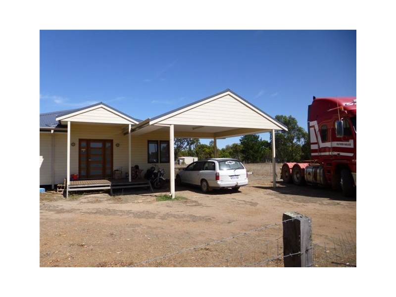 93 Fifth Avenue, Kendenup WA 6323