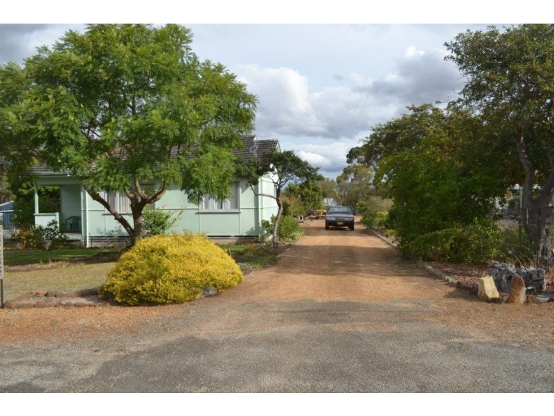 14 Parsons Street, Mount Barker WA 6324