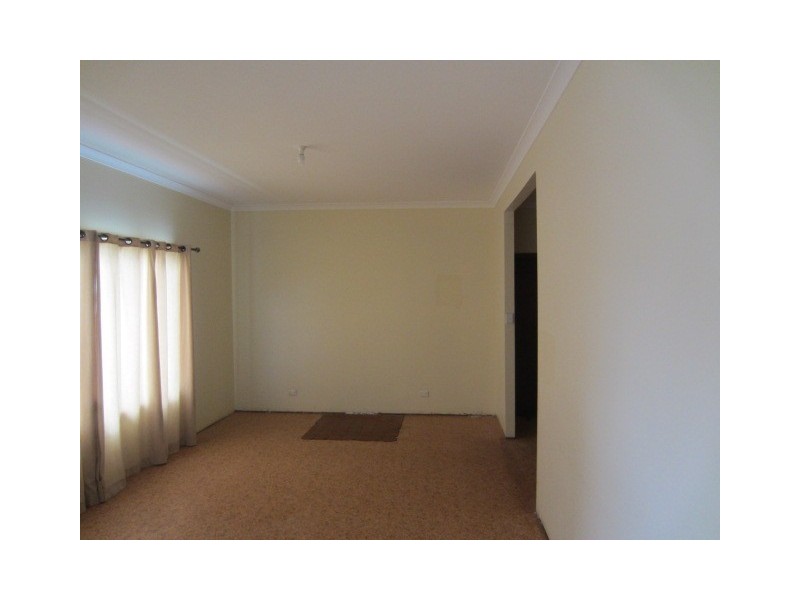 28 Deane Street, Mount Barker WA 6324