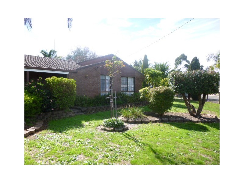11 Haese Street, Mount Barker WA 6324