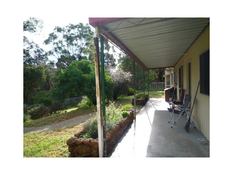 29 Bolganup Road, Porongurup WA 6324