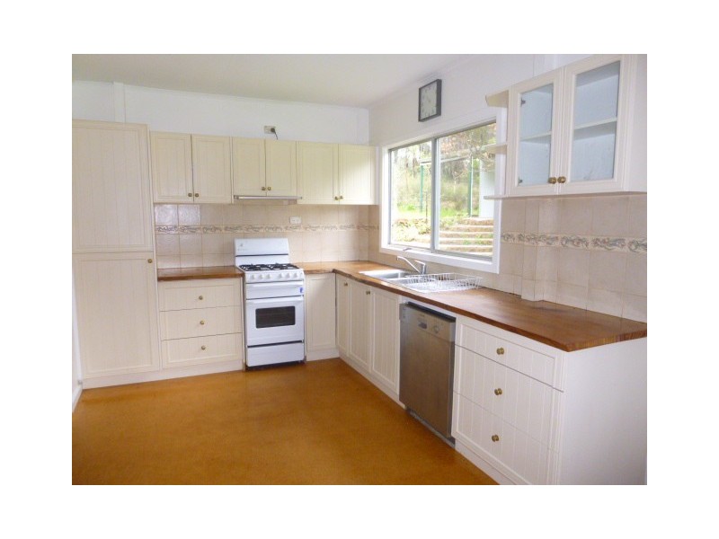 29 Bolganup Road, Porongurup WA 6324