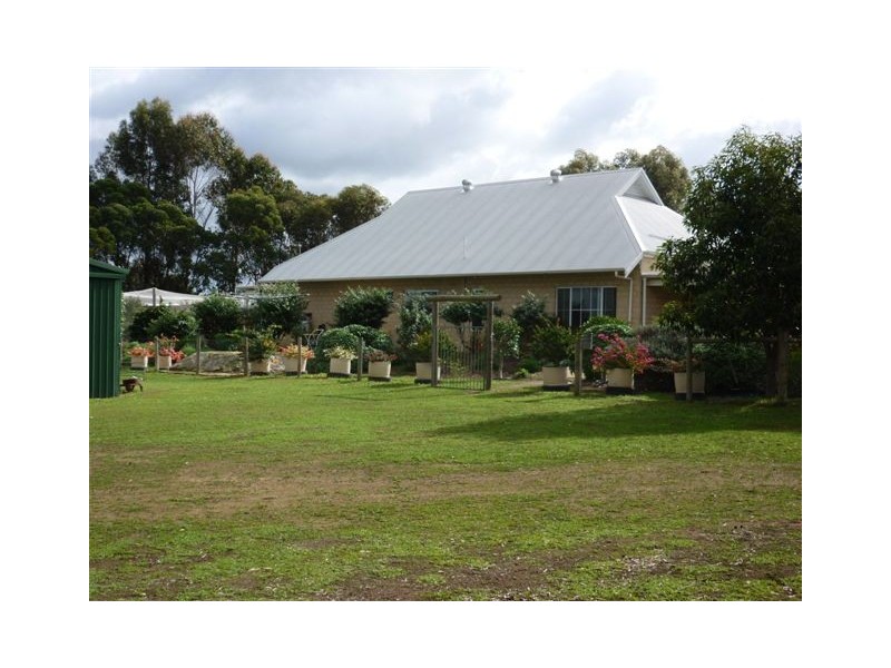 60 Smutts Road, Kendenup WA 6323