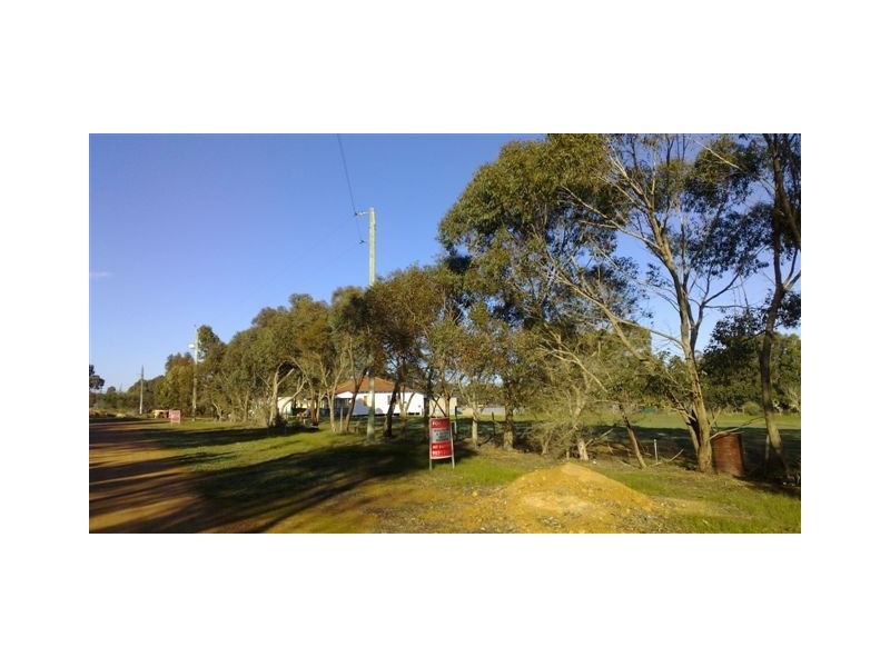 Lot 727 Sixth Avenue, Kendenup WA 6323