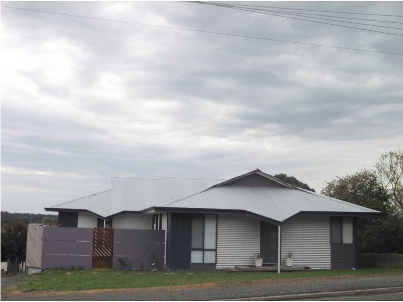 11 Ingoldby Street, Mount Barker WA 6324