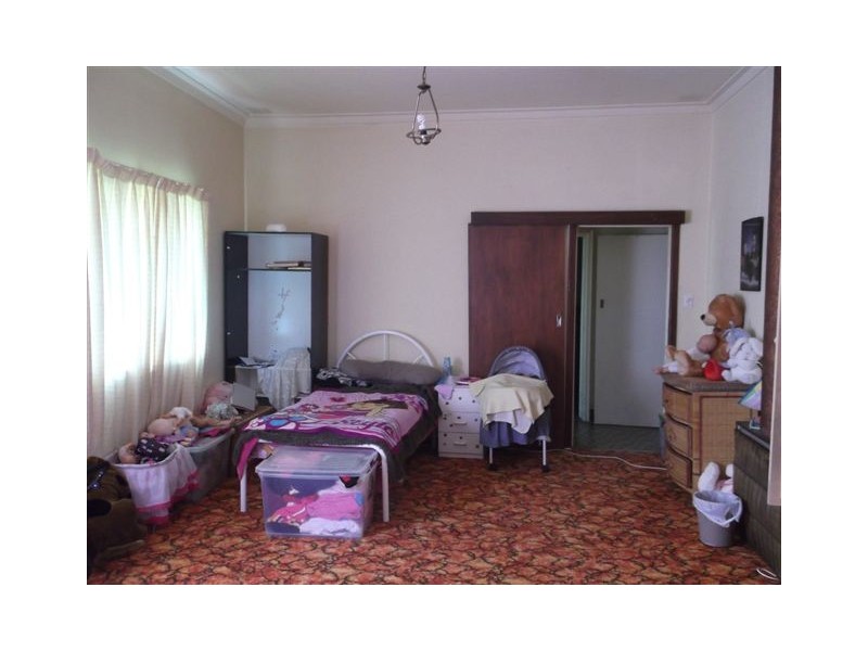 21 Deane Street, Mount Barker WA 6324