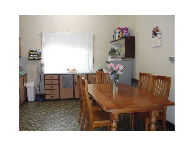 21 Deane Street, Mount Barker WA 6324