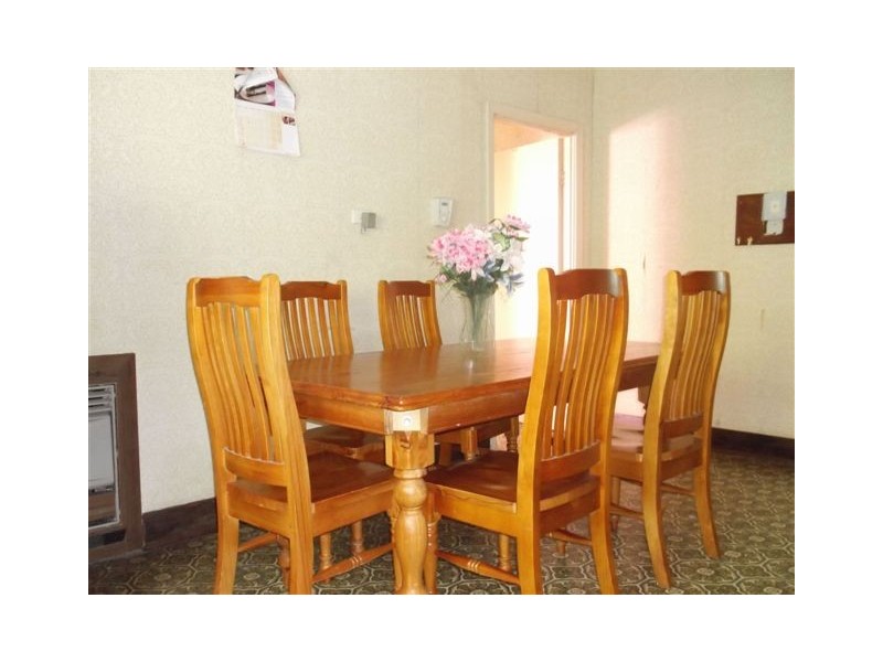 21 Deane Street, Mount Barker WA 6324